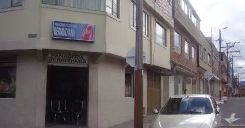 PANADERIA Y CAFETERIA BERMUDIANA PANADERIA Y CAFETERIA BERMUDIANA